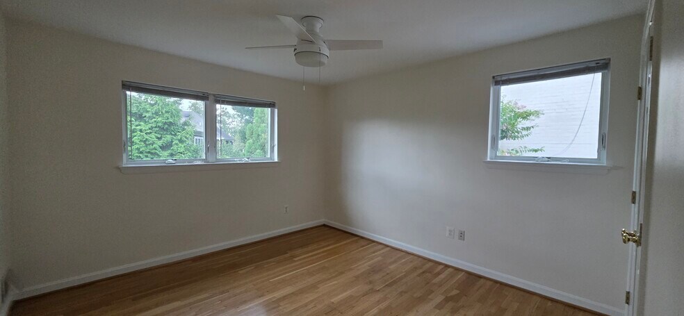 bed room - 4114 18th Rd N