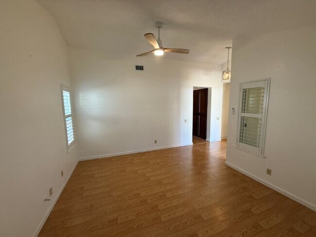 Building Photo - Modern 4 Bedroom One Story *Vacaville