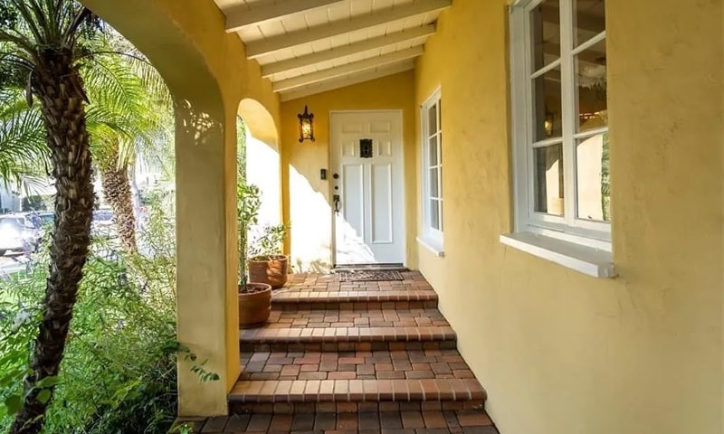 Building Photo - 609 Ivy St