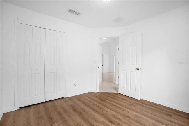 Building Photo - 913 Emerald Green Ct
