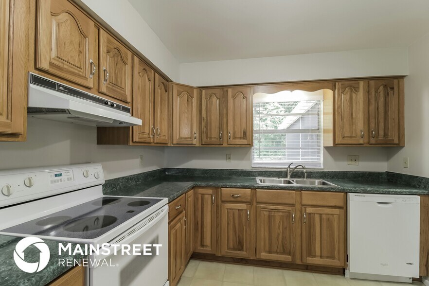 Building Photo - 2395 Florida Ave