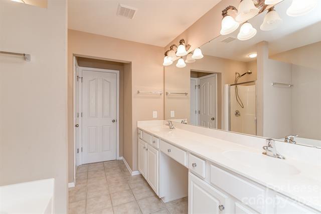 Building Photo - 9106 Redmond Trace Rd