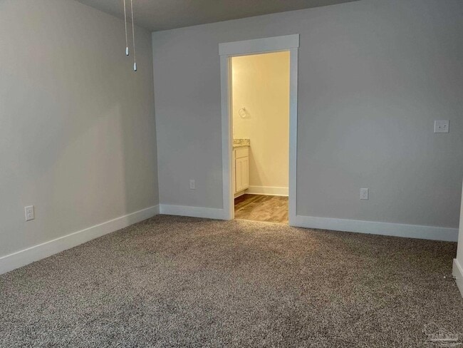 Building Photo - 1650 Iroquois Ct