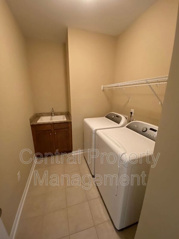 Building Photo - 53 Barnwood Cir
