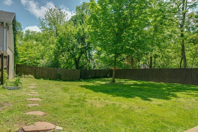 Building Photo - 946 Caldwell Ln