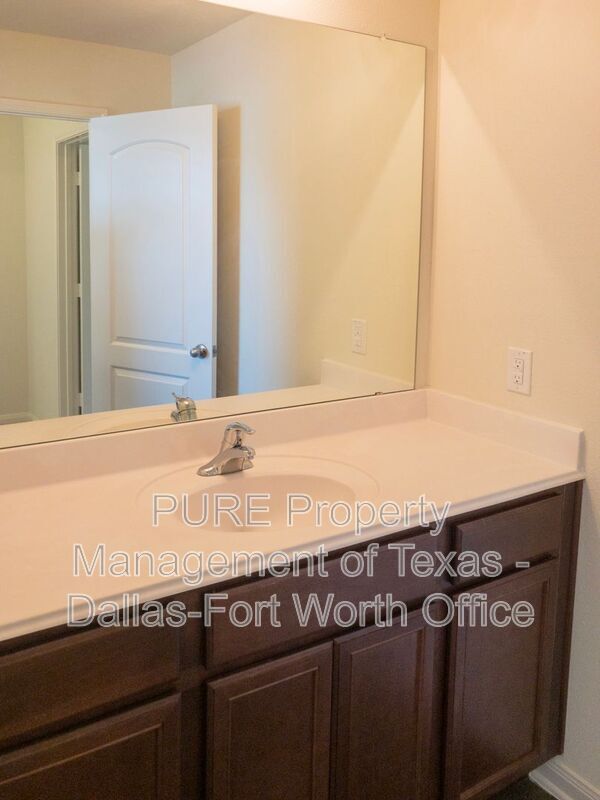 Building Photo - 14307 Bridgeview Ln