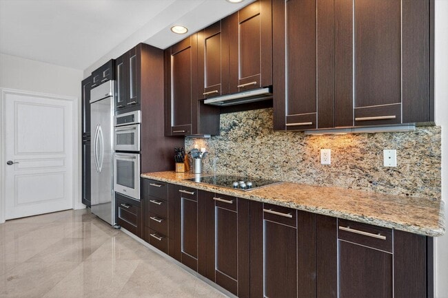 Building Photo - 801 Briny Ave