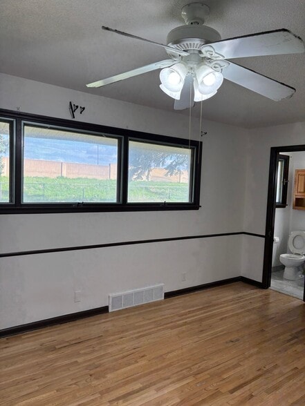 Building Photo - 3605 S 112th St