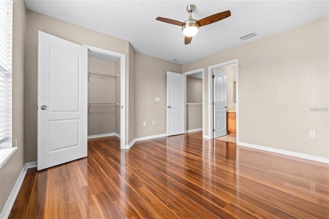 Building Photo - 2020 Greenwood Valley Dr