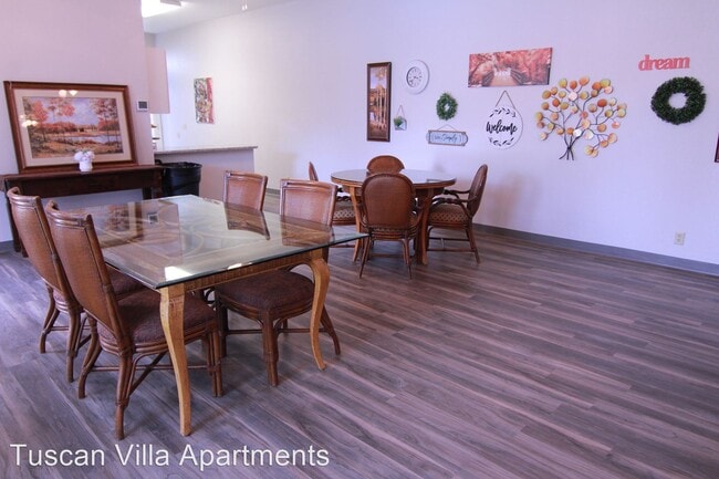 Building Photo - 85-85 Tuscan Villa Dr