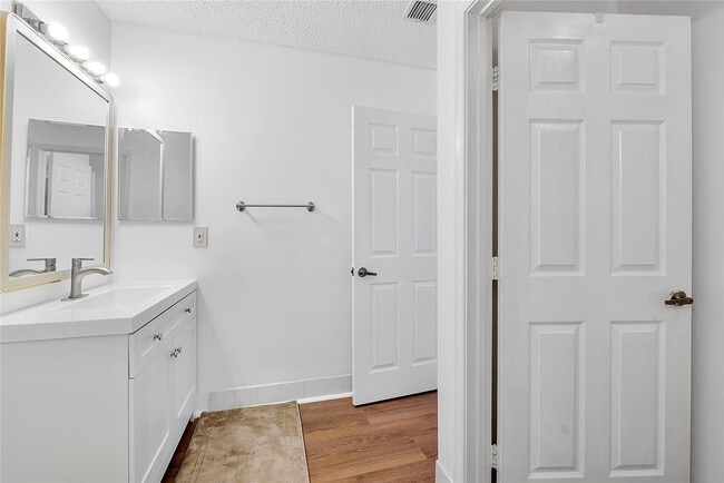 Building Photo - 15883 NW 11th St