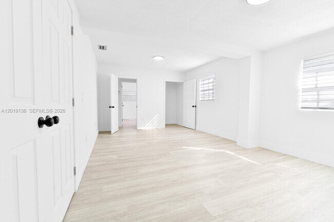 Building Photo - 7884 NW 175th St