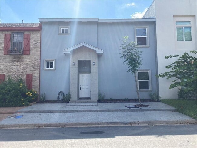 Primary Photo - 18 S 6th St