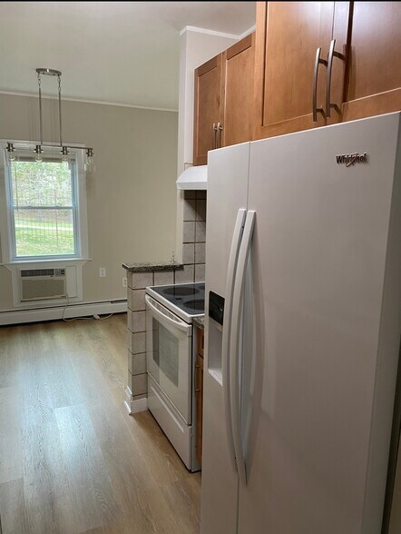 Building Photo - 17 Balance Rock Rd