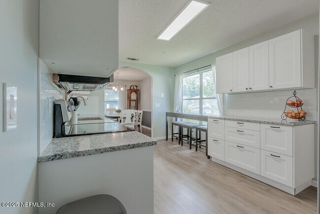 Building Photo - 11677 Lazy Willow Ln
