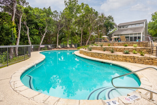 Building Photo - Great Hills