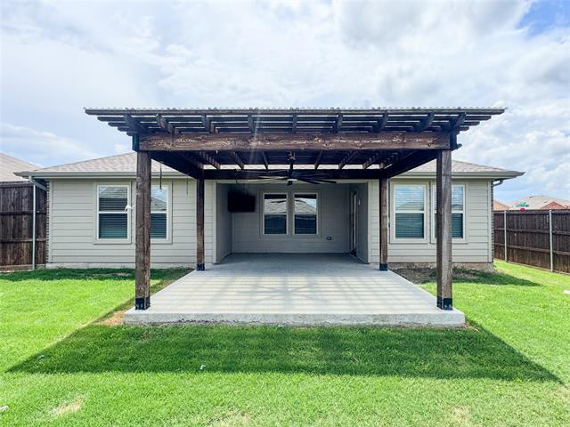 Building Photo - 801 Meadow Creek Ln