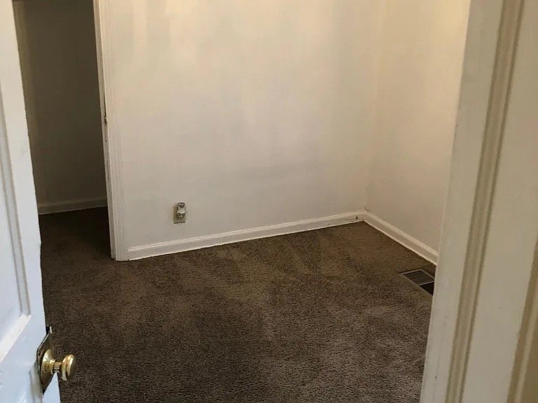 Building Photo - 429 Strong Ave