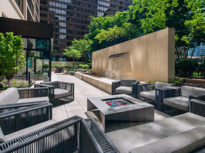 Building Photo - 211 E Wacker Dr