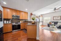 Building Photo - 261 SW 6th Pl