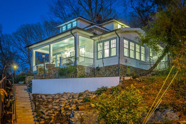 Building Photo - 1818 Old Ringgold Rd