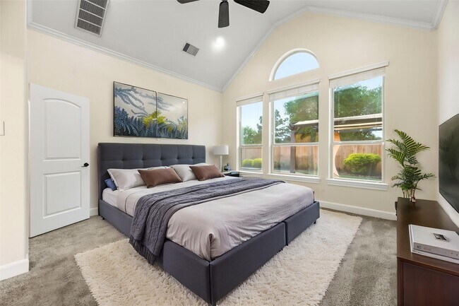 Building Photo - 9915 Rochs Hill Ct