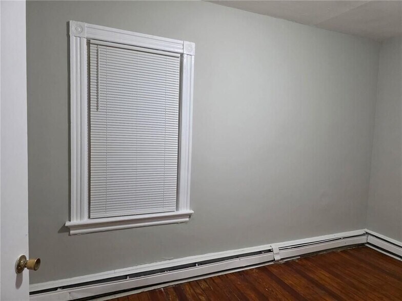 Building Photo - 108 Lenox Ave