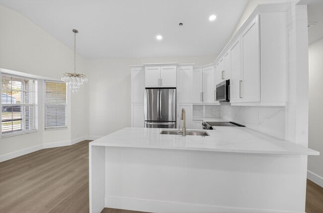 Building Photo - 5047 Brian Blvd