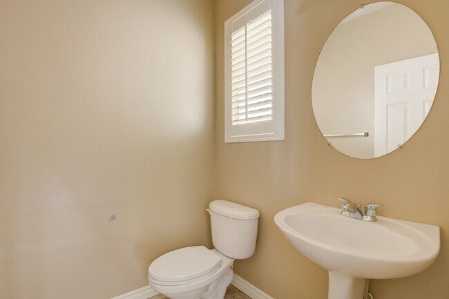 Building Photo - 1713 Bamboo Rain Ave