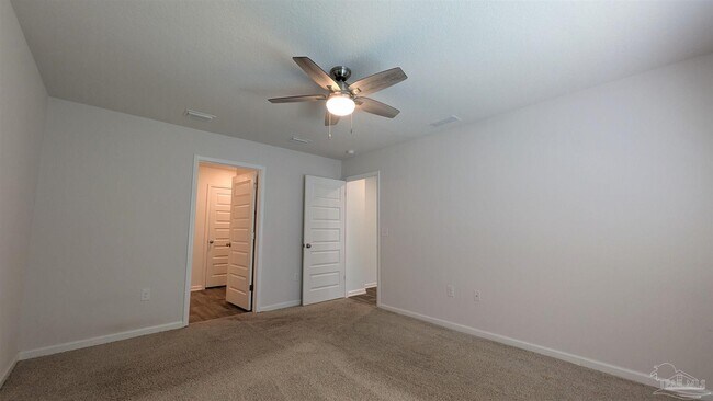 Building Photo - 10624 Queens Gate Cir