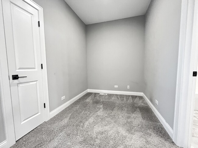 Building Photo - 964 Partridge Cir