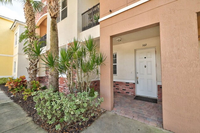 Building Photo - 10560 SW Stephanie Way