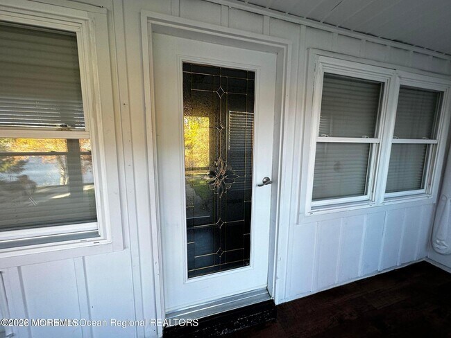 Building Photo - 106 Edinburgh Ln