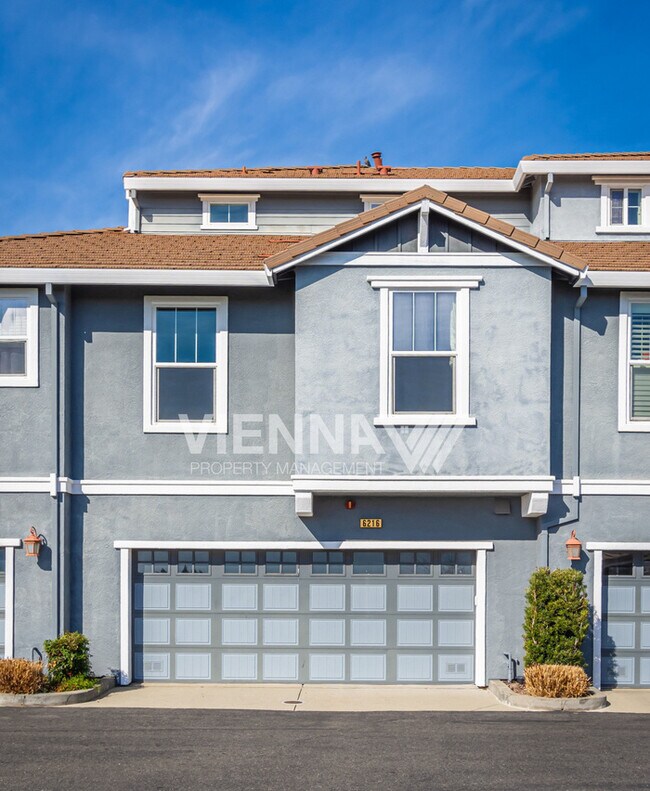 Building Photo - 6216 Lonetree Blvd