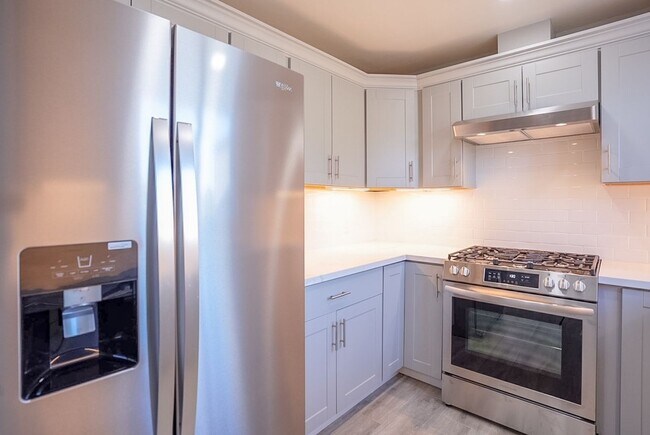 Building Photo - Charming Three Bedroom Westwood Napa Home