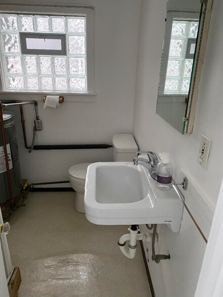 Building Photo - 20217 Angling St