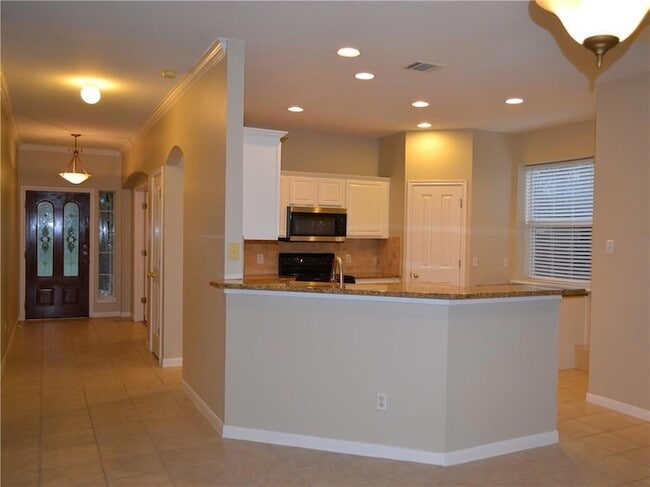 Building Photo - 17305 Montana Falls Dr