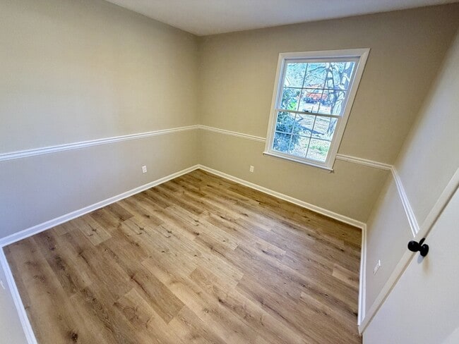 Building Photo - 80 Glenn Burnie Dr