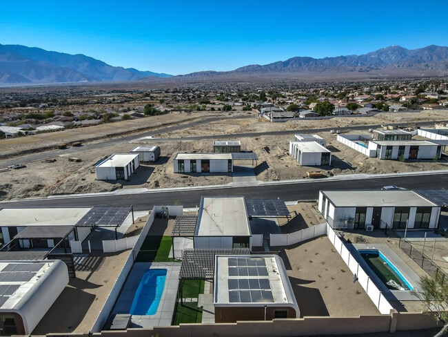Building Photo - 13848 Scenic Crest Cir