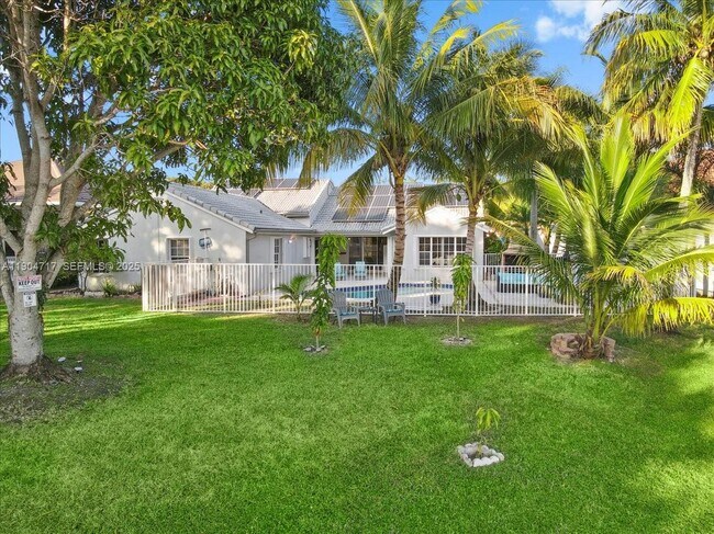 Building Photo - 642 Heritage Dr