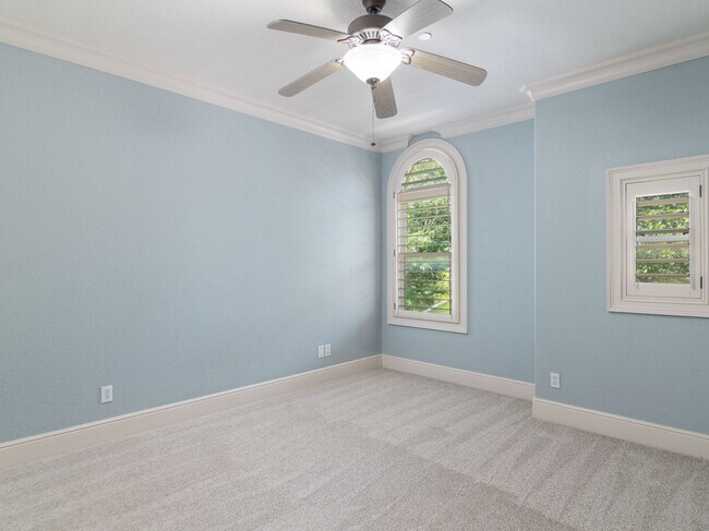 Building Photo - 123 Eaton St