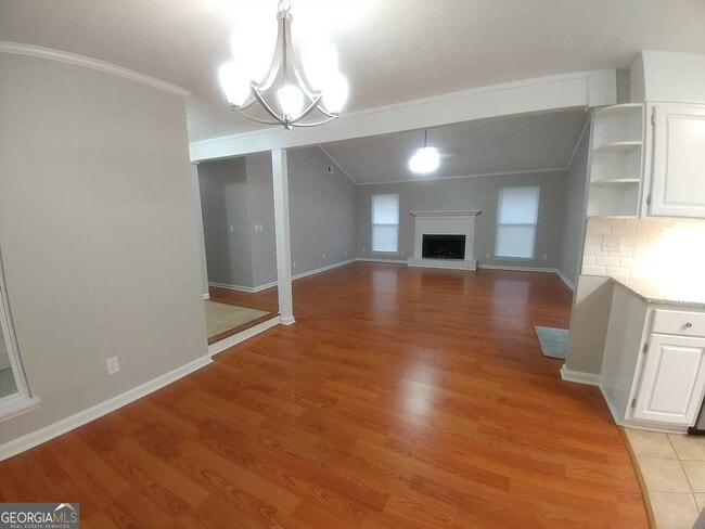 Building Photo - 50 Parkmont Dr