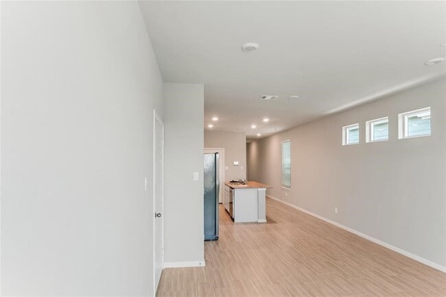 Building Photo - 3116 Pecan Farm Ln