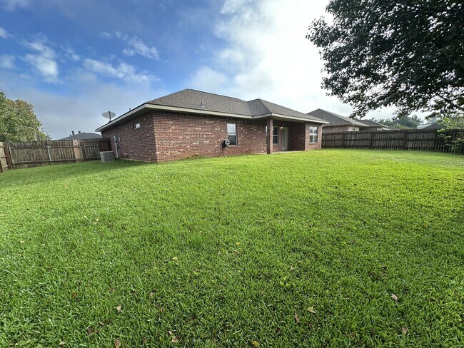 Building Photo - 6863 Par Rd 7137