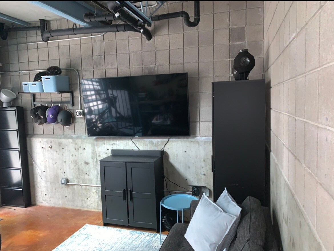 Building Photo - 360 W 300 S