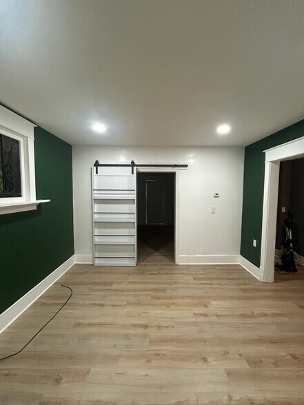 Building Photo - 179 Dana St