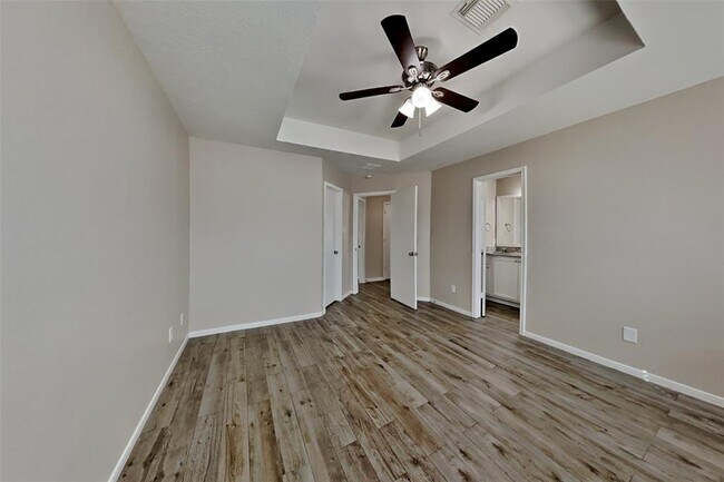 Building Photo - 21922 Willow Shade Ln