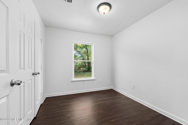 Building Photo - 1470 Windle St