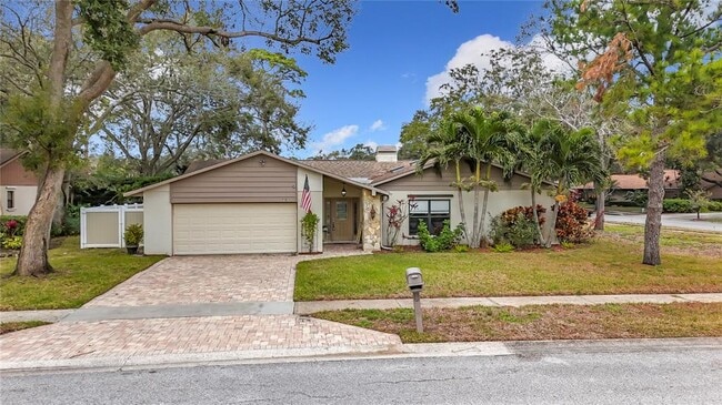 Primary Photo - 3005 Enisglen Dr