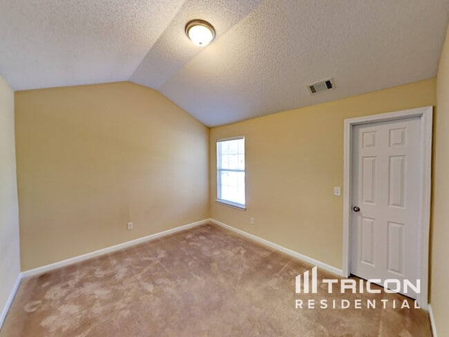 Building Photo - 5853 Sepulveda Ln